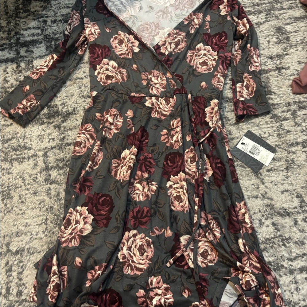 Floral Wrap Dress in Gray and Pink